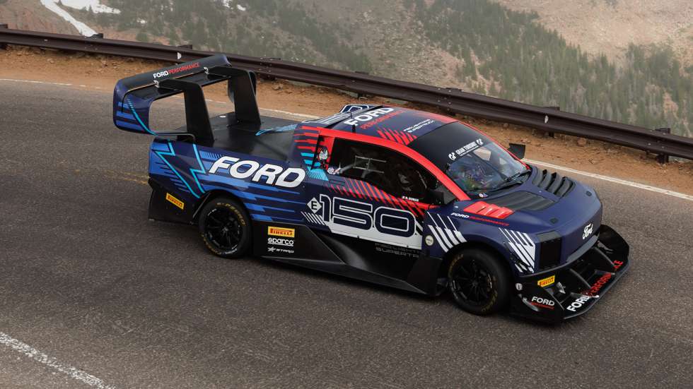 Πρώτο στο Pikes Peak το F-150 Lightning SuperTruck