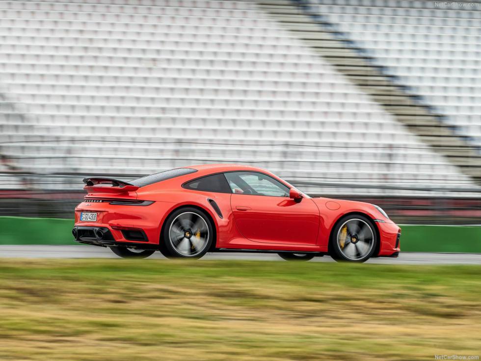Porsche: «Ηλεκτρική η 911; Ποτέ!»