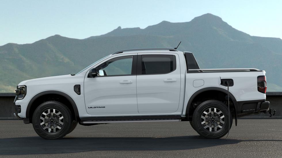 Νέο plug-in υβριδικό Ford Ranger με 45+ χλμ. ηλεκτρική αυτονομία! 