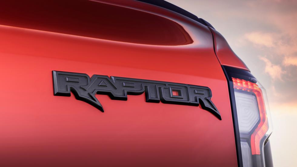 Ford Ranger Raptor: Ο πιο «αγωνιάρης αγρότης» επέστρεψε... ντούρος!