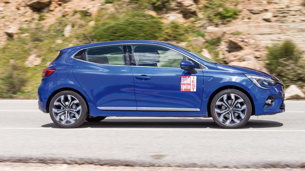 Το Clio και στην υβριδική του έκδοση Ε-Τech χαρακτηρίζεται από την άνεση και την υψηλού επιπέδου ποιότητα κύλισης που προσφέρει, ενώ παραµένει ευχάριστο και ασφαλές και στη σβέλτη κίνησή του.