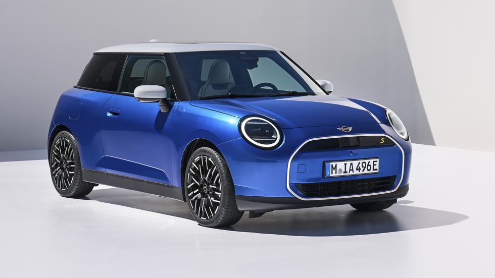 Αυτό είναι το νέο MINI Cooper: Ηλεκτρικό και 3θυρο