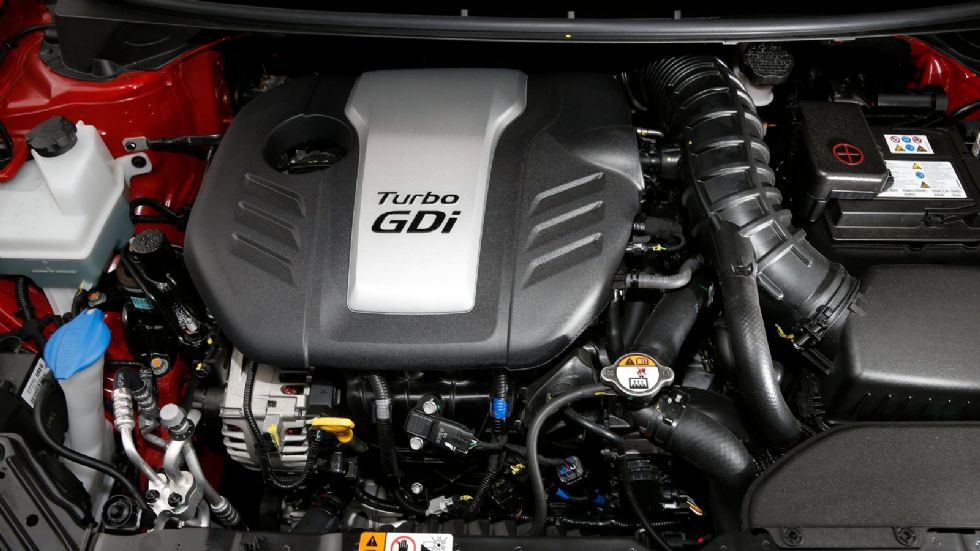 «Ψυχή» του Rio GT αναμένεται να είναι ένας 1.600άρης turbo κινητήρας, απόδοσης περίπου 180 ίππων. Στη φωτογραφία βλέπουμε το 1,6 TGDi μοτέρ των 201 PS του Pro Ceed GT.