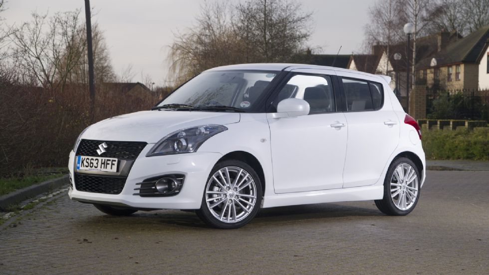 Το υπάρχον Suzuki Swift Sport των 1.045 κιλών δεν το λες και βαρύ…