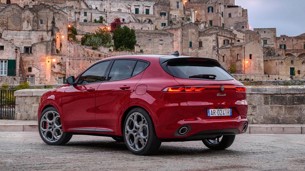 Alfa Romeo: Έκδοση Tributo Italiano για τις Giulia, Stelvio & Tonale