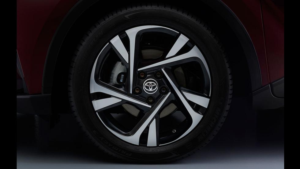 Ανανεωμένο Toyota C-HR με νέο infotainment