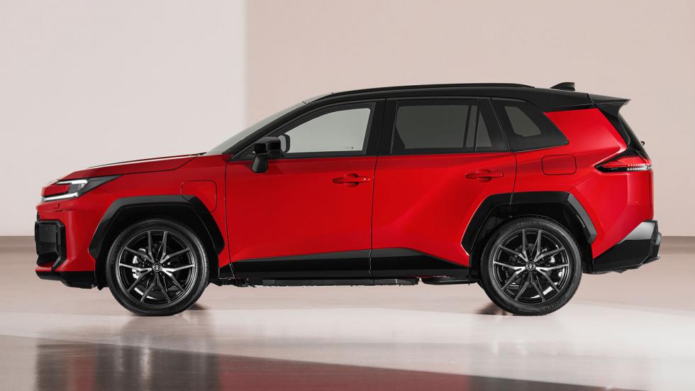 Νέο Toyota RAV4: Πιο high-tech με ιπποδυνάμεις έως 304 άλογα