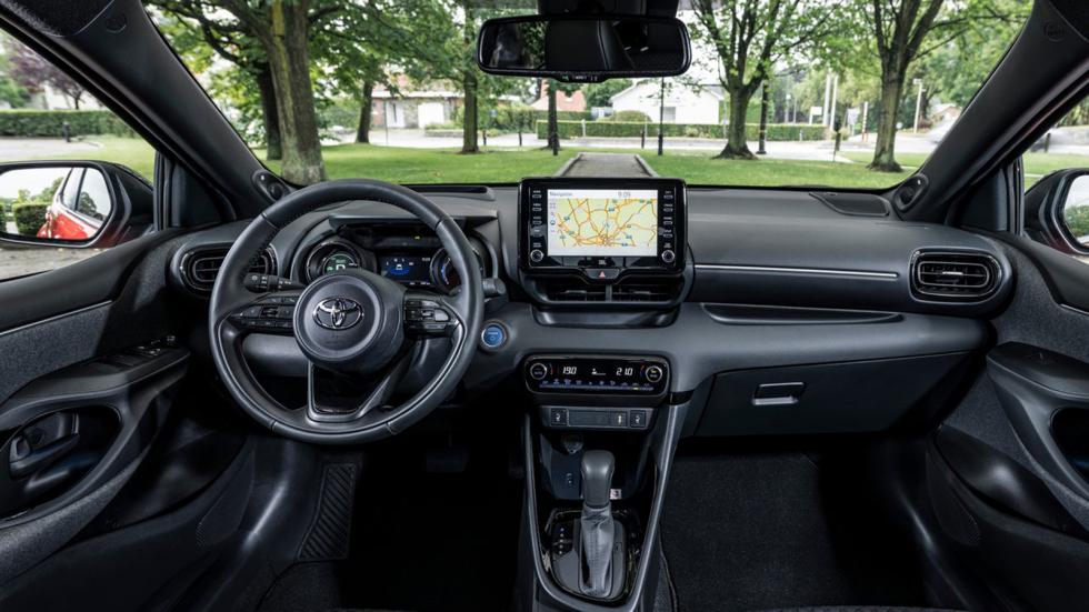 Τρία Toyota και δύο Hyundai στο Top 5 των πωλήσεων λιανικής