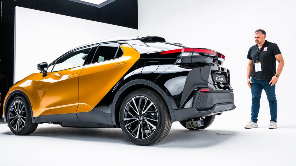 Νέο Toyota C-HR: Αναβάθμιση σε όλα & 1η φορά Plug-in Hybrid