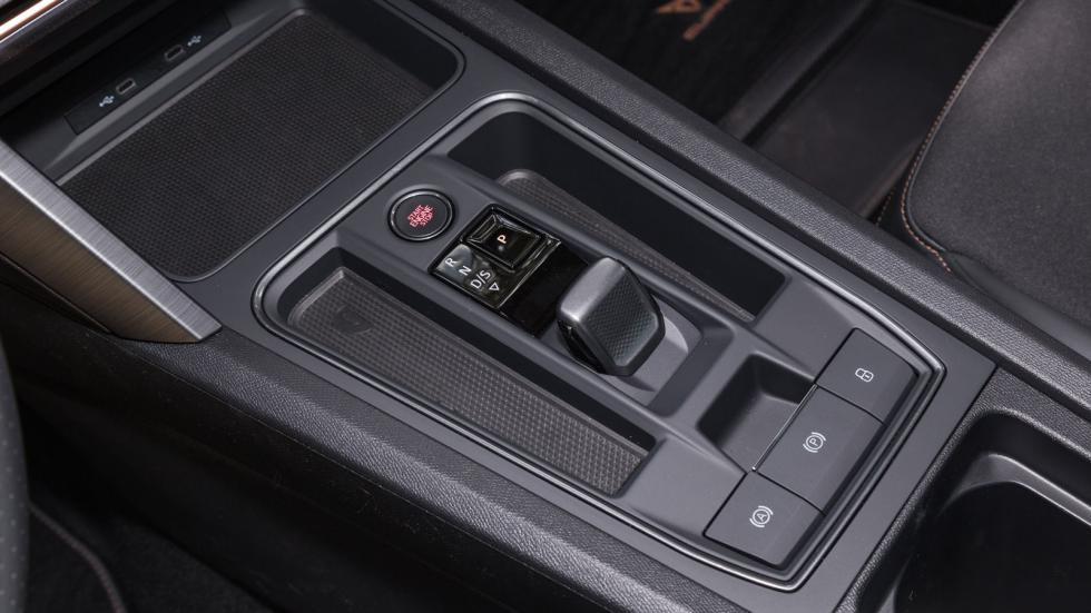 CUPRA Formentor: 0-100 σε 4,8 δλ. | CUPRA Leon: Καίει 6,5 λτ./100χλμ.