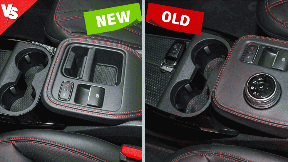 Ο περιστροφικός επιλογέας αντικαταστάθηκε από έναν λεβιέ στη βάση της κολώνας του οδηγού, με το χώρο που προέκυψε να ενισχύει την πρακτικότητα της καμπίνας της Mustang Mach-E συνολικά. 