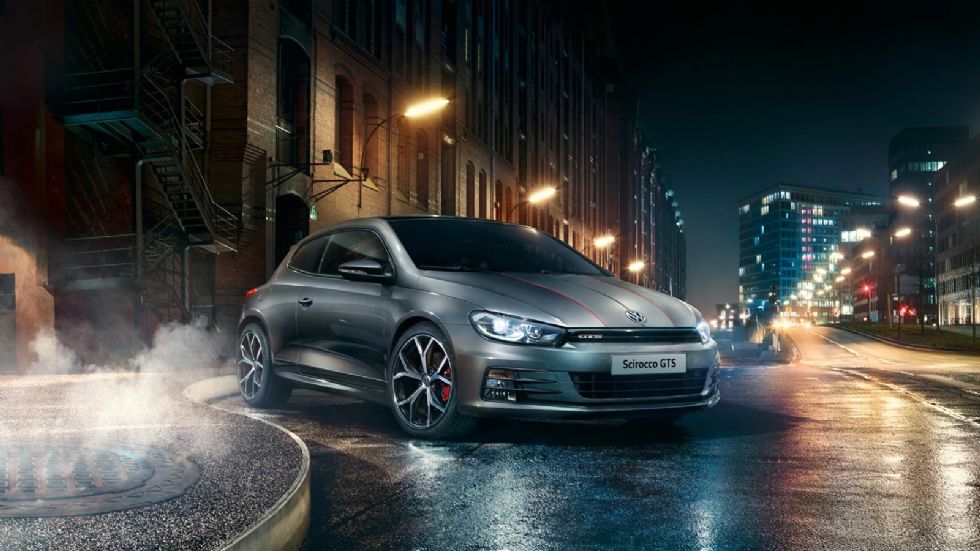 Το Scirocco GTS φέρει τον 2λιτρο TSI κινητήρα των 220 ίππων ισχύος και των 350 Nm ροπής, που του επιτρέπει να κάνει το 0-100 χλμ./ώρα σε μόλις 6,5 δλ.