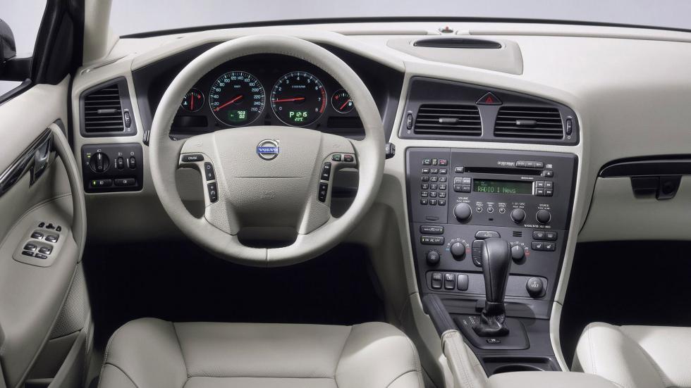 To Volvo V70 με τους κλασικούς διακόπτες χρειάστηκε 10 δευτερόλεπτα για να ολοκληρώσει όλες τις ενέργειες.