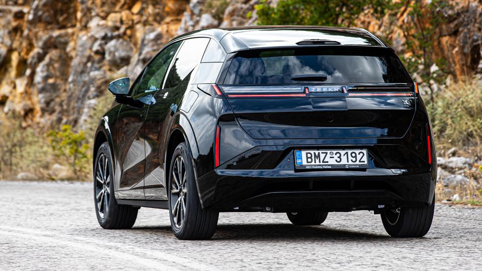 Ζeekr X: Το Compact SUV της Zeekr είναι ευχάριστο στο δρόμο.