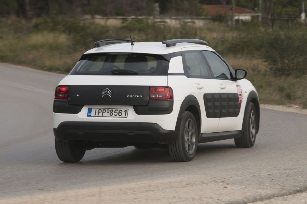 Το Citroen C4 Cactus εμφανίζει καλύτερη μέση κατανάλωση (4,9 λτ./100 χλμ.). και εκπομπές CO2 κάτω από 90 γρ./χλμ