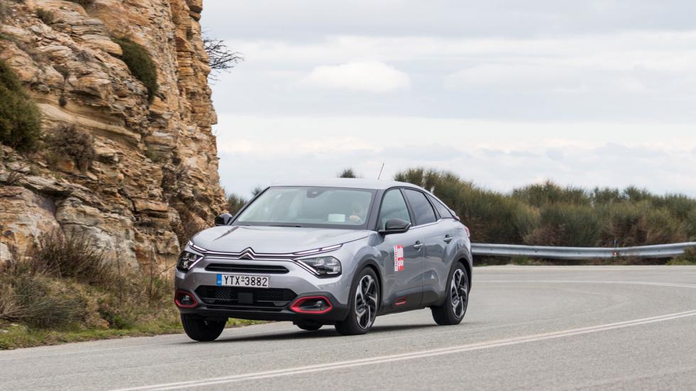 Citroen C4 C-Cross Vs Kia XCeed