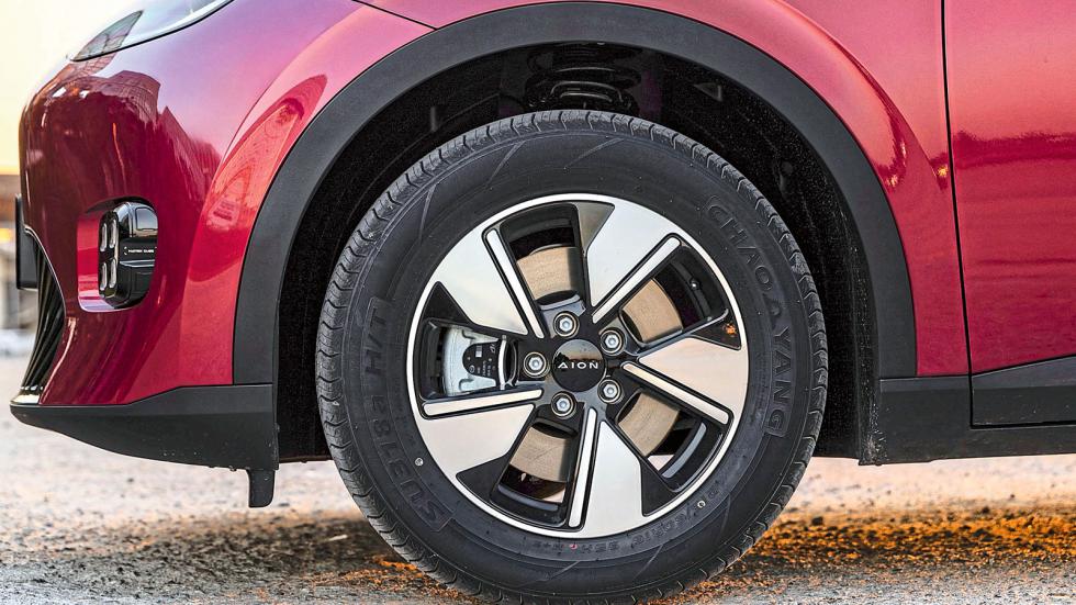 Οδηγούμε: GAC Aion UT - Ηλεκτρικό hatchback με τιμή κάτω από 30 χιλιάρικα
