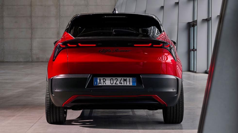 Η νέα Alfa Romeo Junior