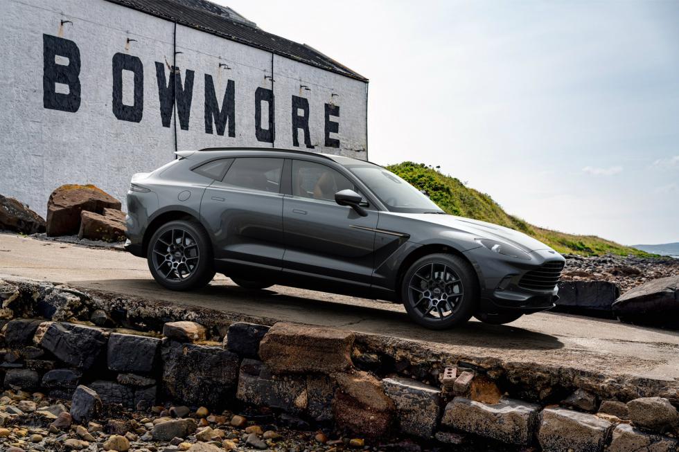 Η «μεθυστική» Aston Martin DBX Bowmore Edition