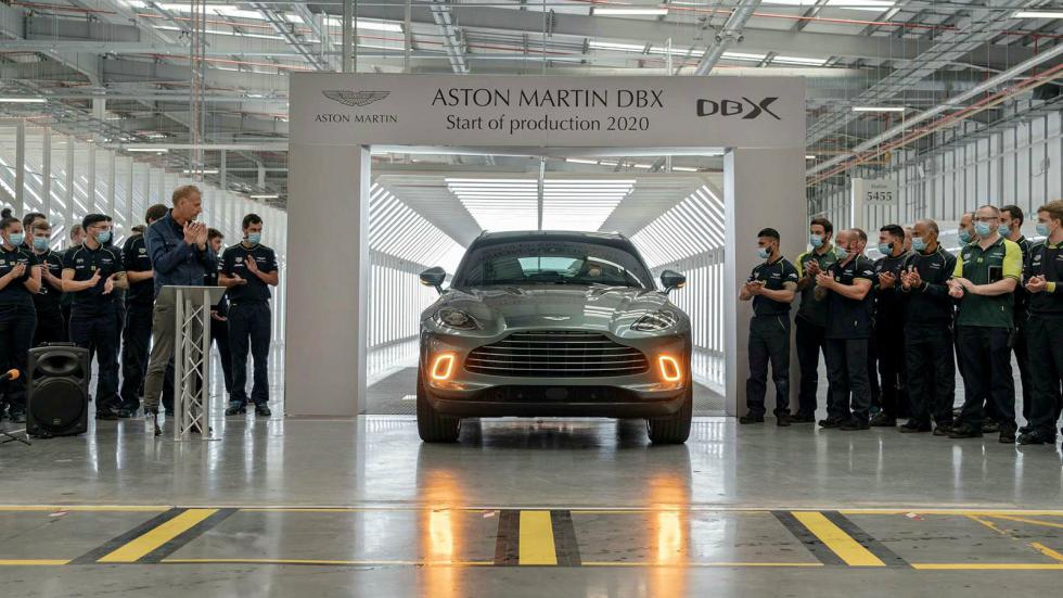 Η πρώτη μονάδα της DBX βγήκε από τη γραμμή παραγωγής του εργοστασίου της Aston Martin στην πόλη St Athan της Ουαλίας.