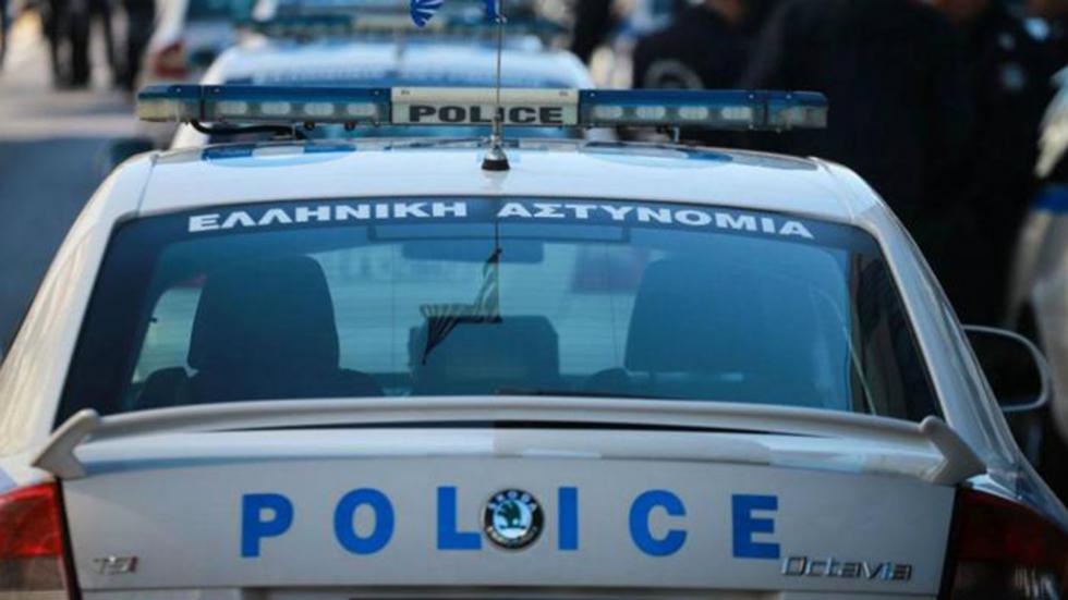 Στην αυτόφωρη ενός 15χρονου προχώρησαν τα ξημερώματα της 01-07-2020 αστυνομικοί της Διεύθυνσης ¶μεσης Δράσης Θεσσαλονίκης. 