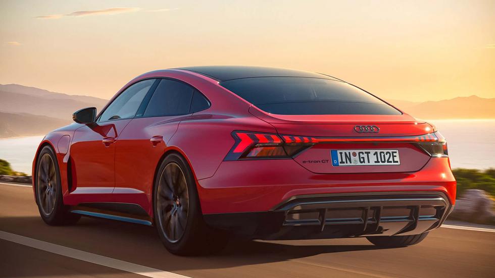 Νέο βασικό Audi e-tron GT με 585 ίππους 