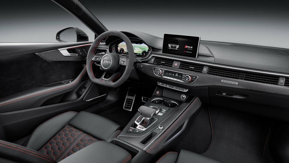 Φωτογραφίες του νέο Audi RS5 Coupe, που παρουσιάστηκε επίσημα ενόψει του σαλονιού της Γενεύης. 