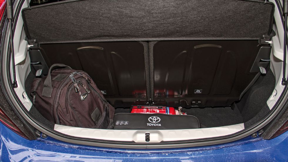 Ο χώρος αποσκευών του Toyota Aygo είναι συγκριτικά μικρός μιας και η χωρητικότητά του είναι μόλις 168 λτ.