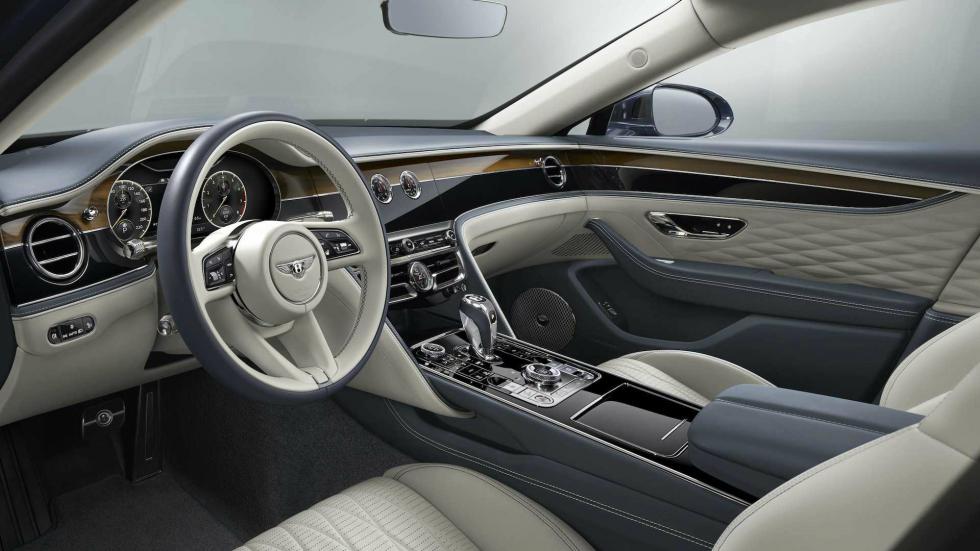 Με τετραθέσια διάταξη η Bentley Flying Spur