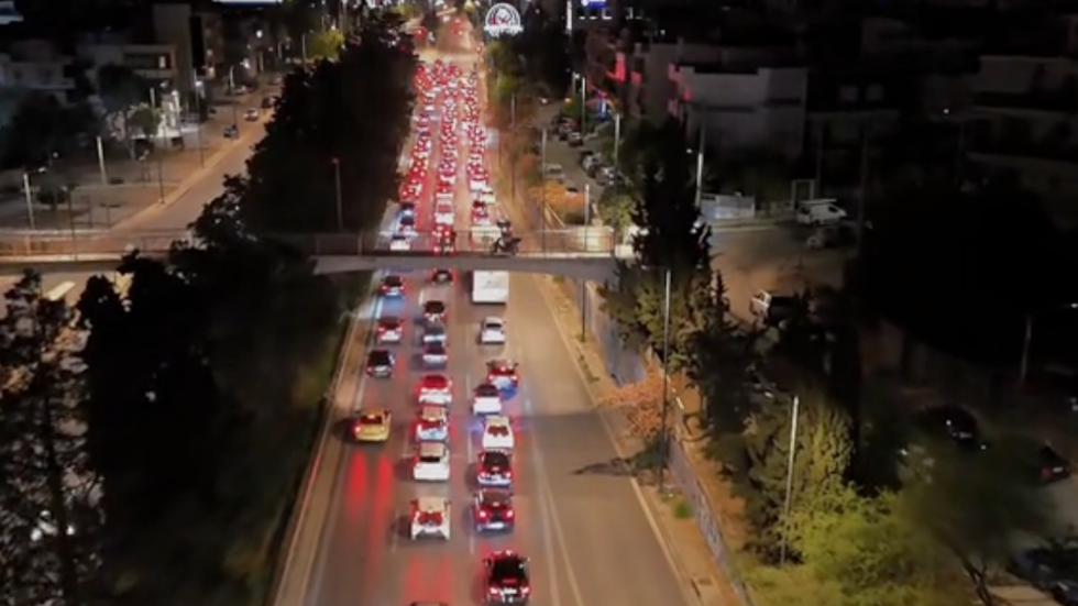 Κυκλοφοριακό χάος και μαζικοί έλεγχοι στην Λεωφόρο Βουλιαγμένης