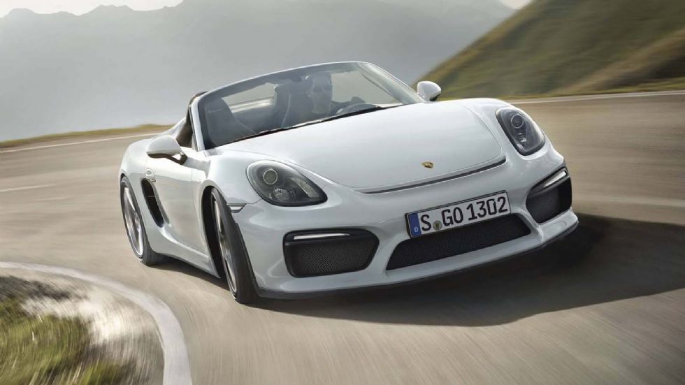 Το εμπρός μέρος της Boxster Spyder είναι πανομοιότυπο με αυτό της απλής Boxster.