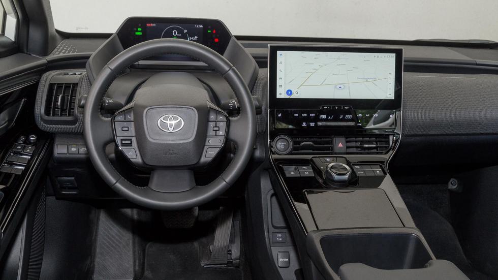 Ηλεκτρικό ή Plug-in Τoyota στα ίδια λεφτά - Ποιο συμφέρει περισσότερο;