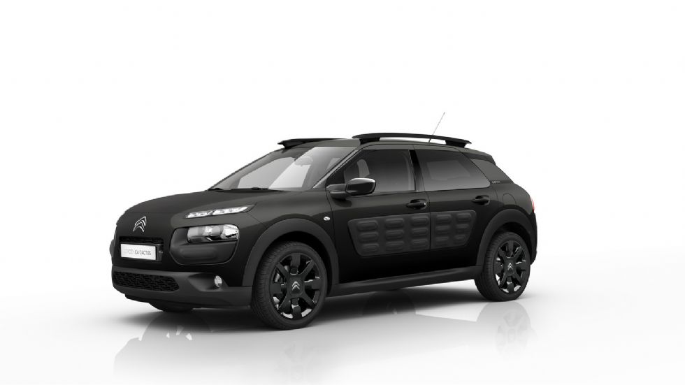 Yπάρχει η επιλογή για βαφή Metallic Obsidien Black με ασορτί Black Airbump και φυσικά μαύρους τροχούς.