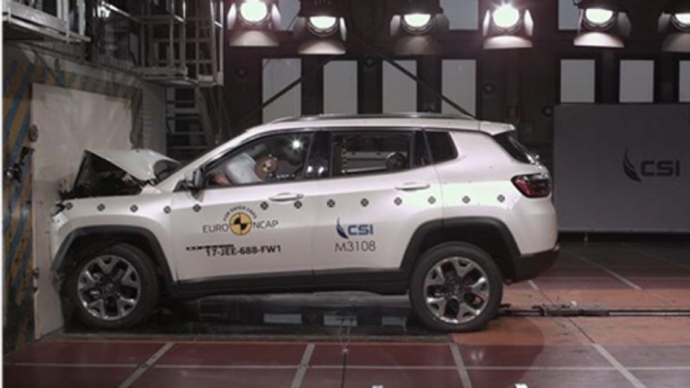 Δοκιμή πρόσκρουσης για το Jeep Compass.