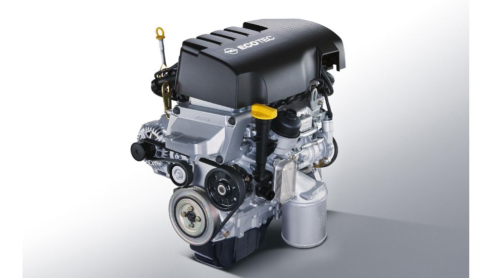 Ο 1.3 CDTI κινητήρας του νέου Corsa διαθέτει τρόμπα νερού που δουλεύει μόνο όταν χρειάζεται και μεταβλητή τρόμπα λαδιού, στοιχεία που βοηθούν στο να κρατηθούν χαμηλά τα επίπεδα κατανάλωσης και εκπομπώ