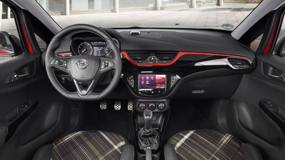 Μοντέρνο, ποιοτικό και καλοφινιρισμένο το εσωτερικό του νέου Opel Corsa, που μπορεί να διαμορφωθεί ανάλογα με τα γούστα του αγοραστή.