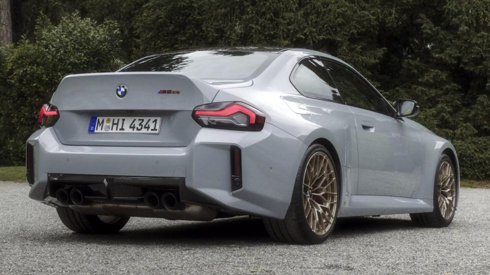 BMW M2 CS: Επίσημη πρεμιέρα με 523 ίππους και άγρια όψη