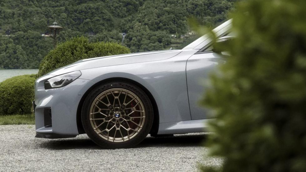 BMW M2 CS: Επίσημη πρεμιέρα με 523 ίππους και άγρια όψη