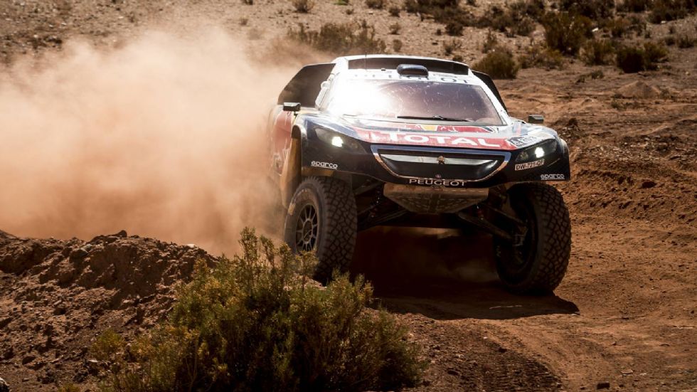 Πήρε κεφάλι ο Sainz στο Dakar μετά τη νίκη του στην ένατη ειδική διαδρομή.