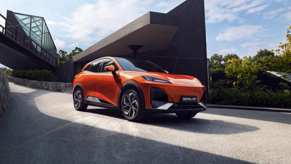 Changan: Ο κολοσσός της Κίνας που φέρνει value-for-money ηλεκτρικά SUV στην ελληνική αγορά