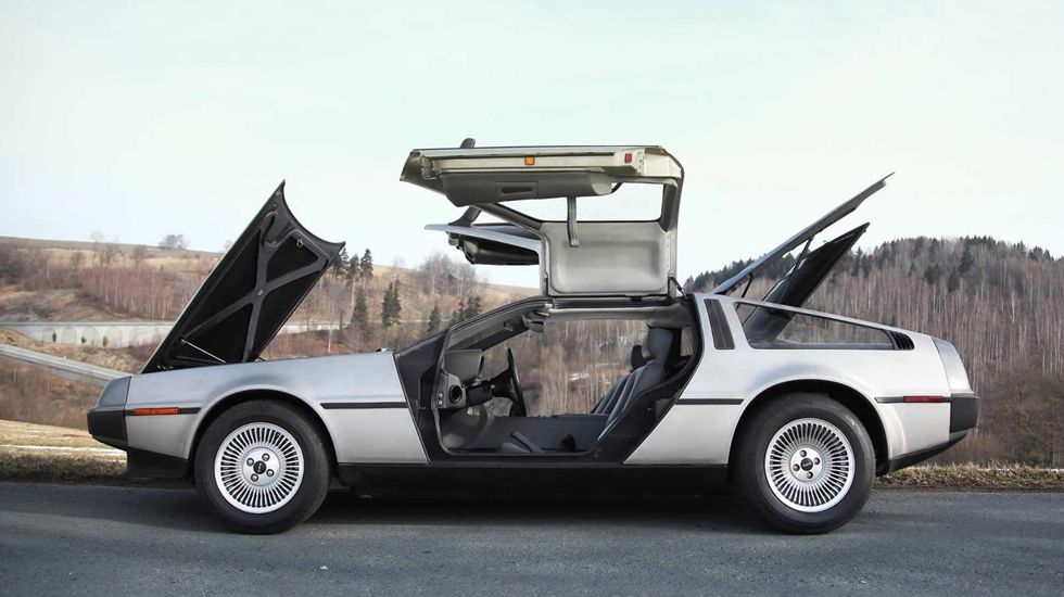 Ο πωλητής του DeLorean DMC-12 ισχυρίζεται πως επένδυσε πάνω από 15.000 ευρώ για την αποκατάστασή του.