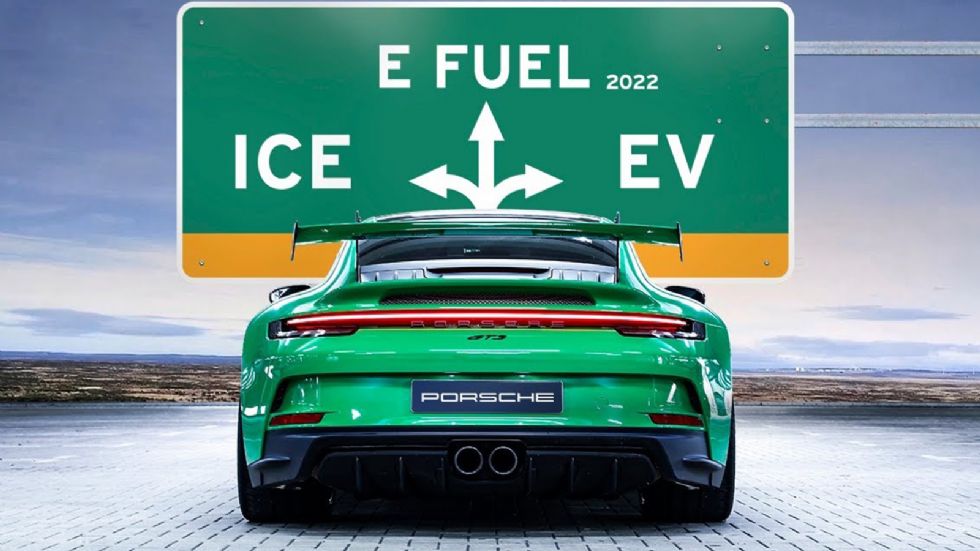 ΕΕ: «Δίνει» e-fuels στη Γερμανία για να «σκοτώσει» βενζίνη & diesel