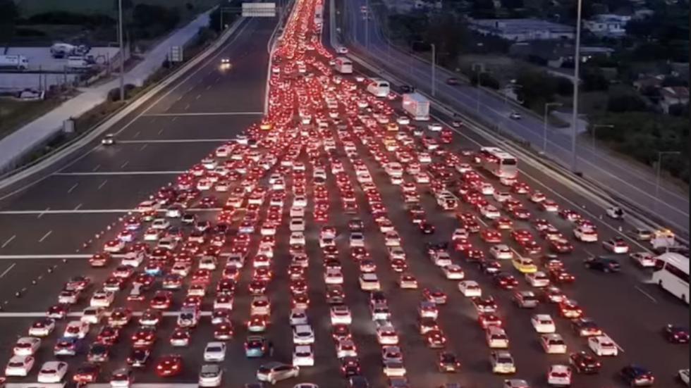 Επιστροφή στην Αθήνα: Πώς θα αποφύγετε την κίνηση της Κυριακής