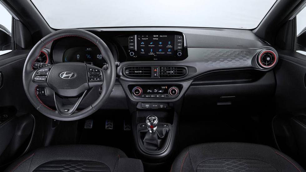 Ανανεωμένο Hyundai i10: Πιο hi-tech με οθόνη 8 ιντσών