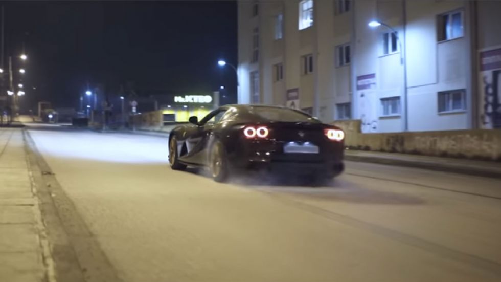 Ferrari 812 Superfast ταράζει τη Θεσσαλονίκη (+video)