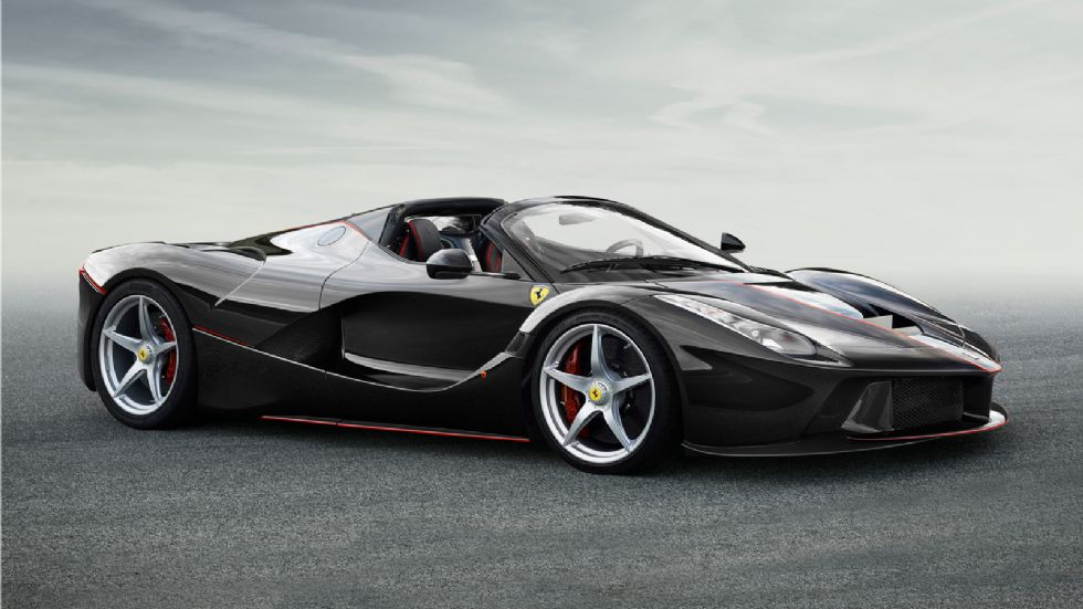 Ferrari LaFerrari Spider ή Ferrari LaFerrari Aperta; Ιδού η απορία. Ποιο σας κάνει πιο εύηχο;