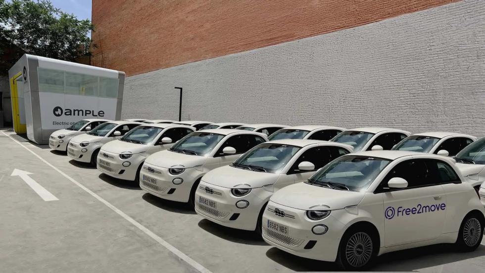 Fiat 500e: Κυκλοφορούν τα πρώτα ηλεκτρικά που «φορτίζουν» σε 5 λεπτά
