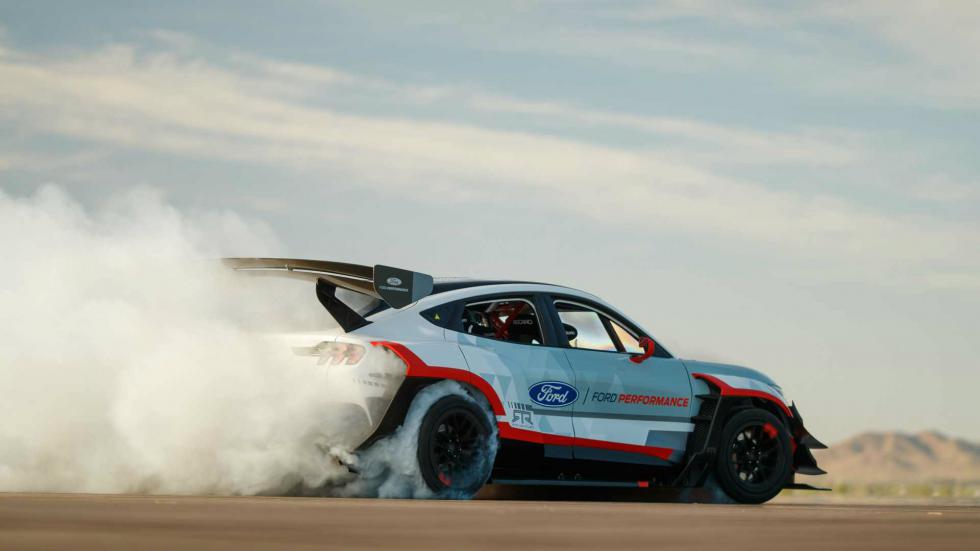 Νέα «καυτή» Ford Mustang Mach-E 1400