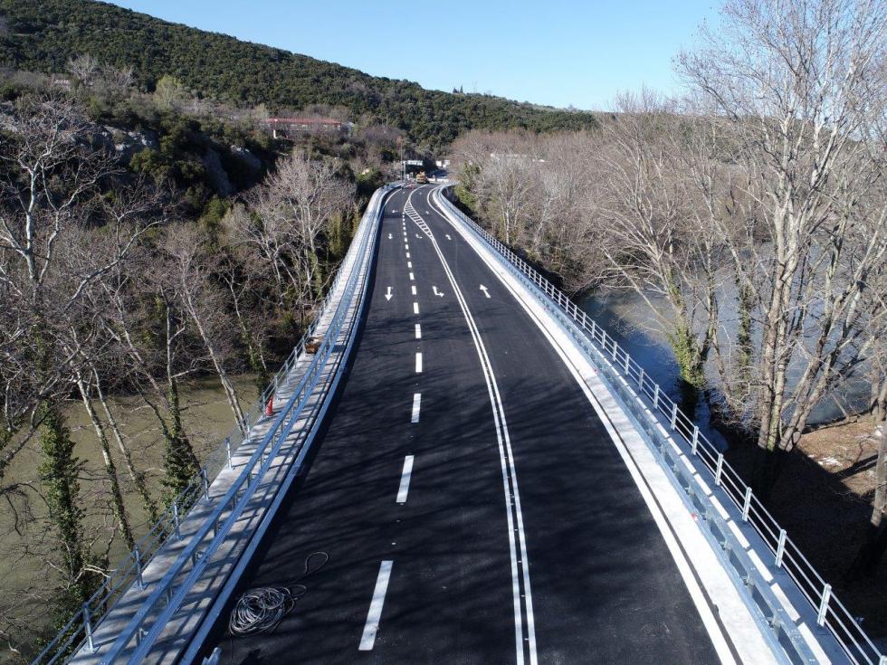 Στην κυκλοφορία η γέφυρα Πηνειού στα Τέμπη