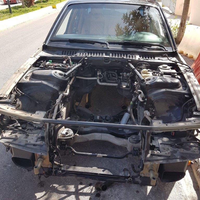 «Βραχιόλια» σε συμμορία για απάτες με πολυτελή αυτοκίνητα